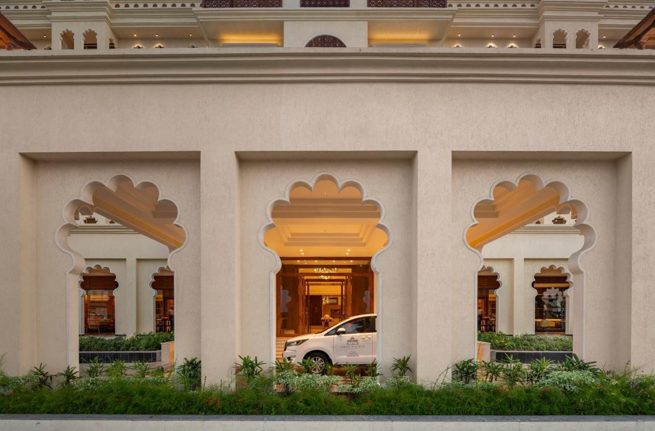 Uday Palace Navsari, A Member Of Radisson Individuals 外观 照片